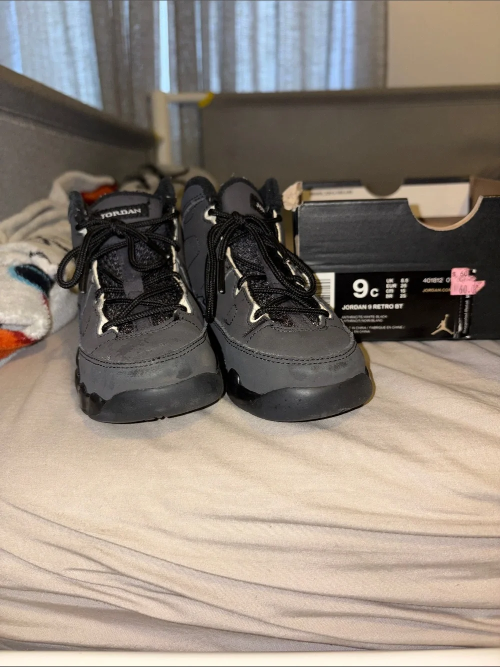 Jordan Kids Black and Dark Gray Retro Low-Top Sneakers